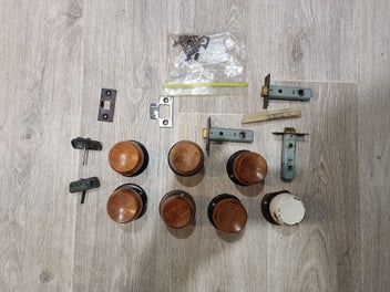 Image 1 of 7