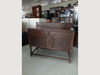Image 1 of 7