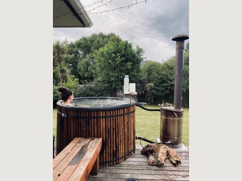 Image 1 of 18
