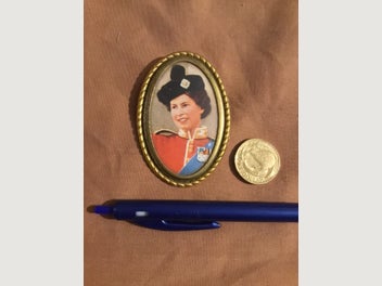 Image 1 of 5