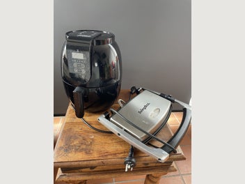 Image 1 of 3