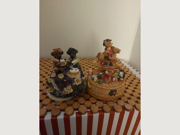 Image 1 of 6