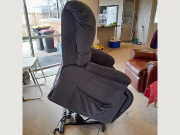 Image 1 of 5