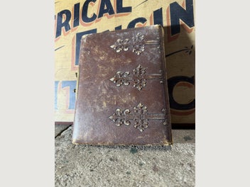 Image 1 of 1