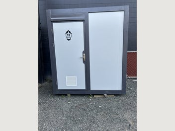 Image 1 of 6