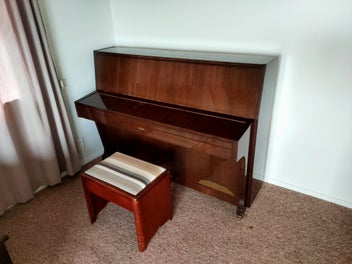 Image 1 of 8