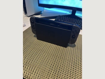 Image 1 of 6