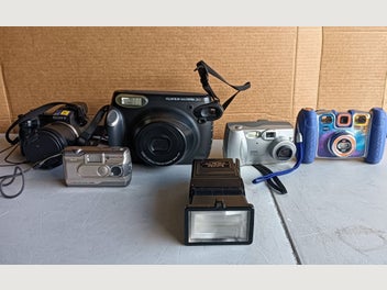 Image 1 of 7