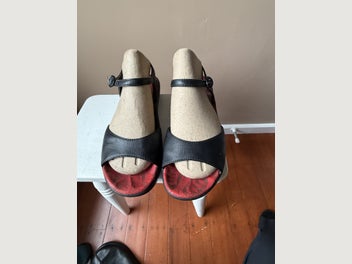 Image 1 of 4