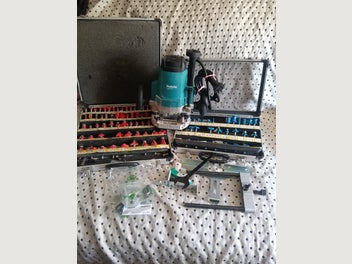 Image 1 of 8