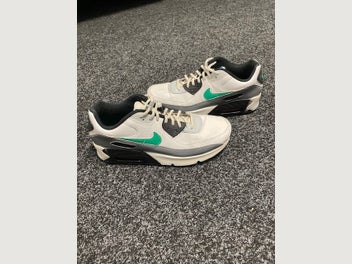 Image 1 of 7