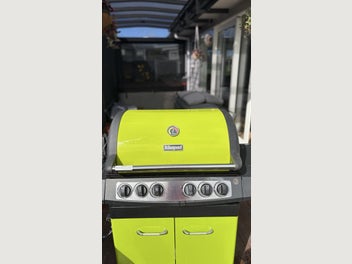 Image 1 of 8