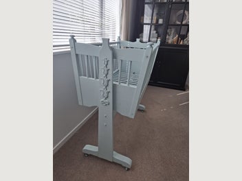 Image 1 of 6
