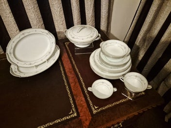 Image 1 of 10