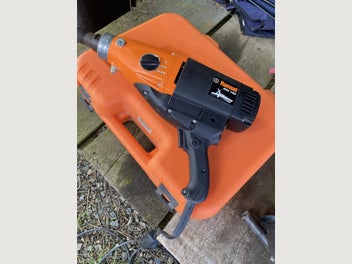 Image 1 of 7