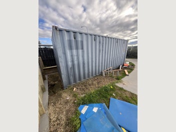 Image 1 of 7