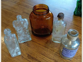 Image 1 of 4