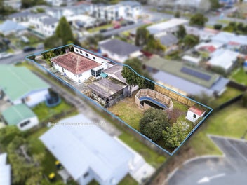 Image 1 of 1