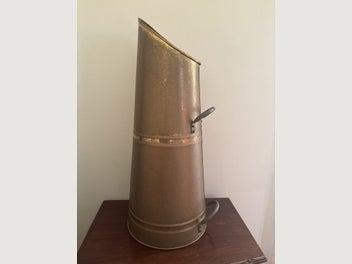 Image 1 of 7