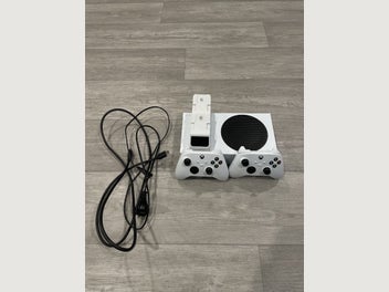 Image 1 of 4
