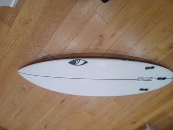 Image 1 of 6