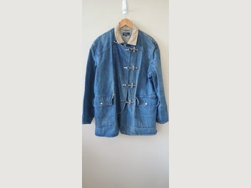 Image 1 of 7