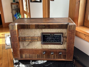 Image 1 of 6