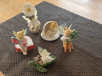 Image 1 of 7