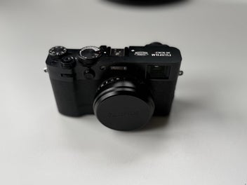 Image 1 of 7