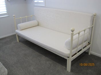Image 1 of 6