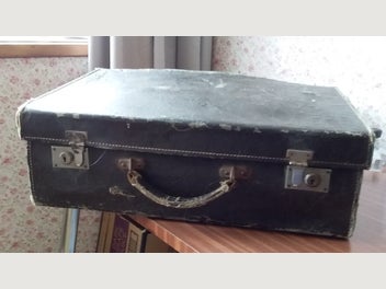 Image 1 of 8