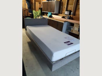 Image 1 of 10