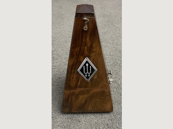 Image 1 of 7
