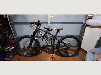 Image 1 of 6