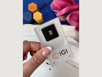 Image 1 of 7