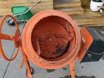 Image 1 of 4