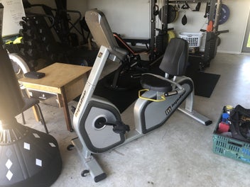 Image 1 of 6