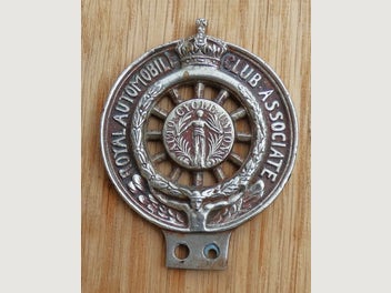 Image 1 of 7