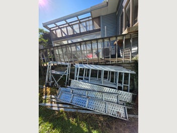 Image 1 of 5
