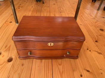 Image 1 of 4