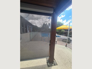 Image 1 of 7