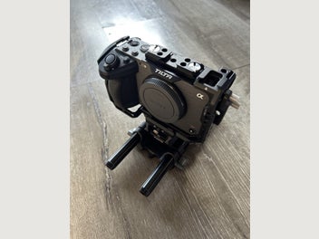 Image 1 of 9