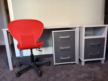 Image 1 of 4