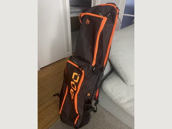 Image 1 of 2