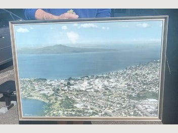 Image 1 of 8