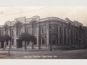 Image 1 of 2