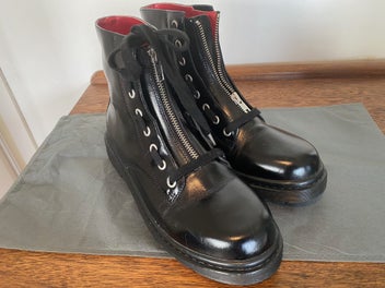 Image 1 of 6