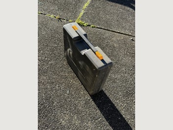 Image 1 of 7