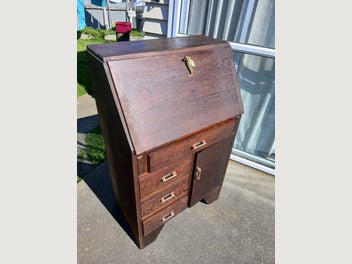 Image 1 of 4