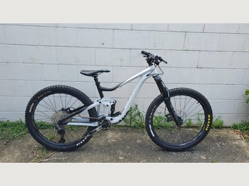 Image 1 of 8